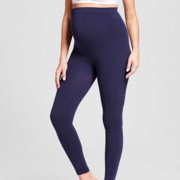 Ingrid and Isabel seamless maternity leggings - Picture 1 of 3